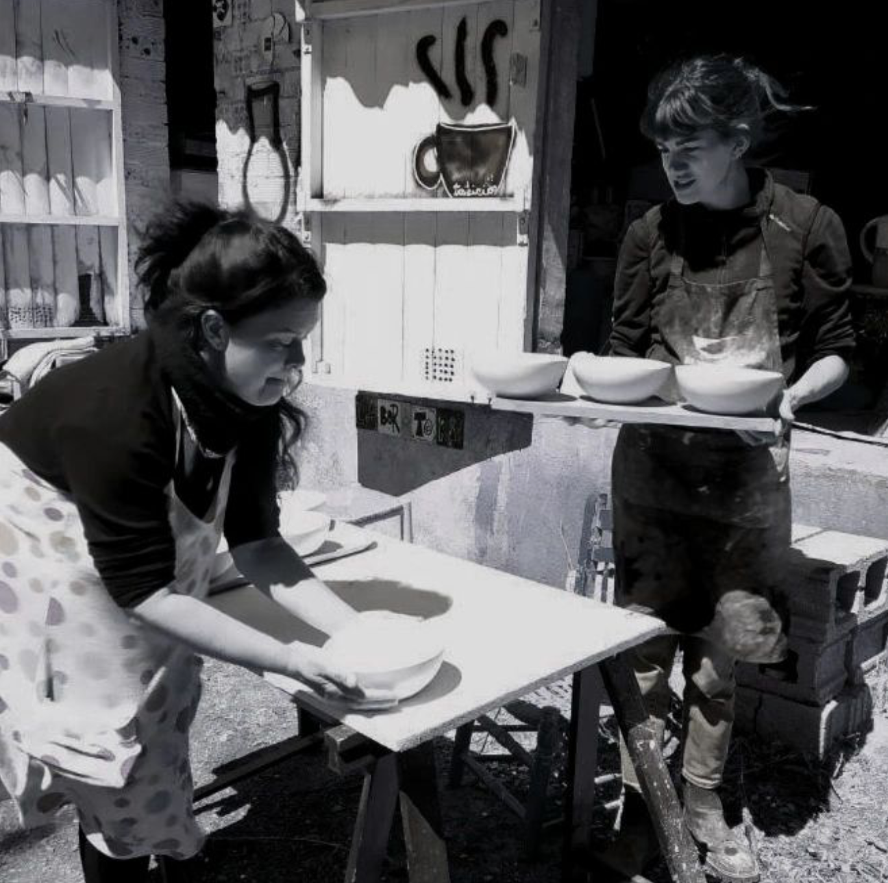 PRÓXIMAMENTE - Comedero artesanal para perros LAB! Ceràmica // Sunny